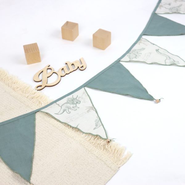 Bawełniana girlanda trójkąty wzór Jurassic Park